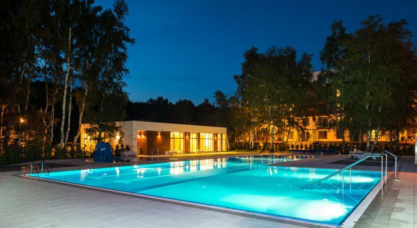 Apartament Z Basenem